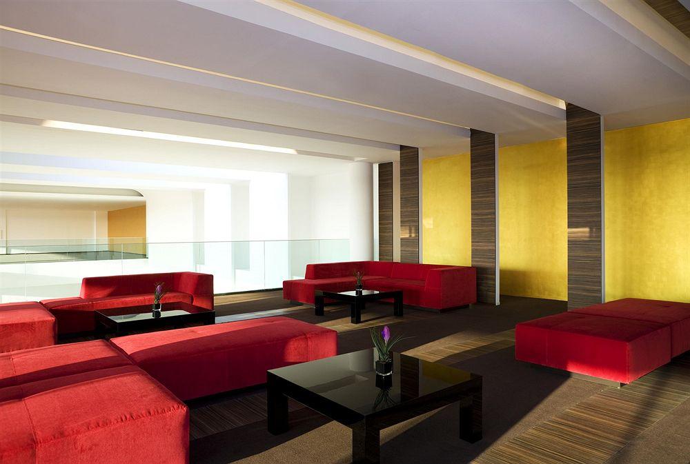 Sheraton Milan Malpensa Airport Hotel & Conference Centre Ferno Esterno foto