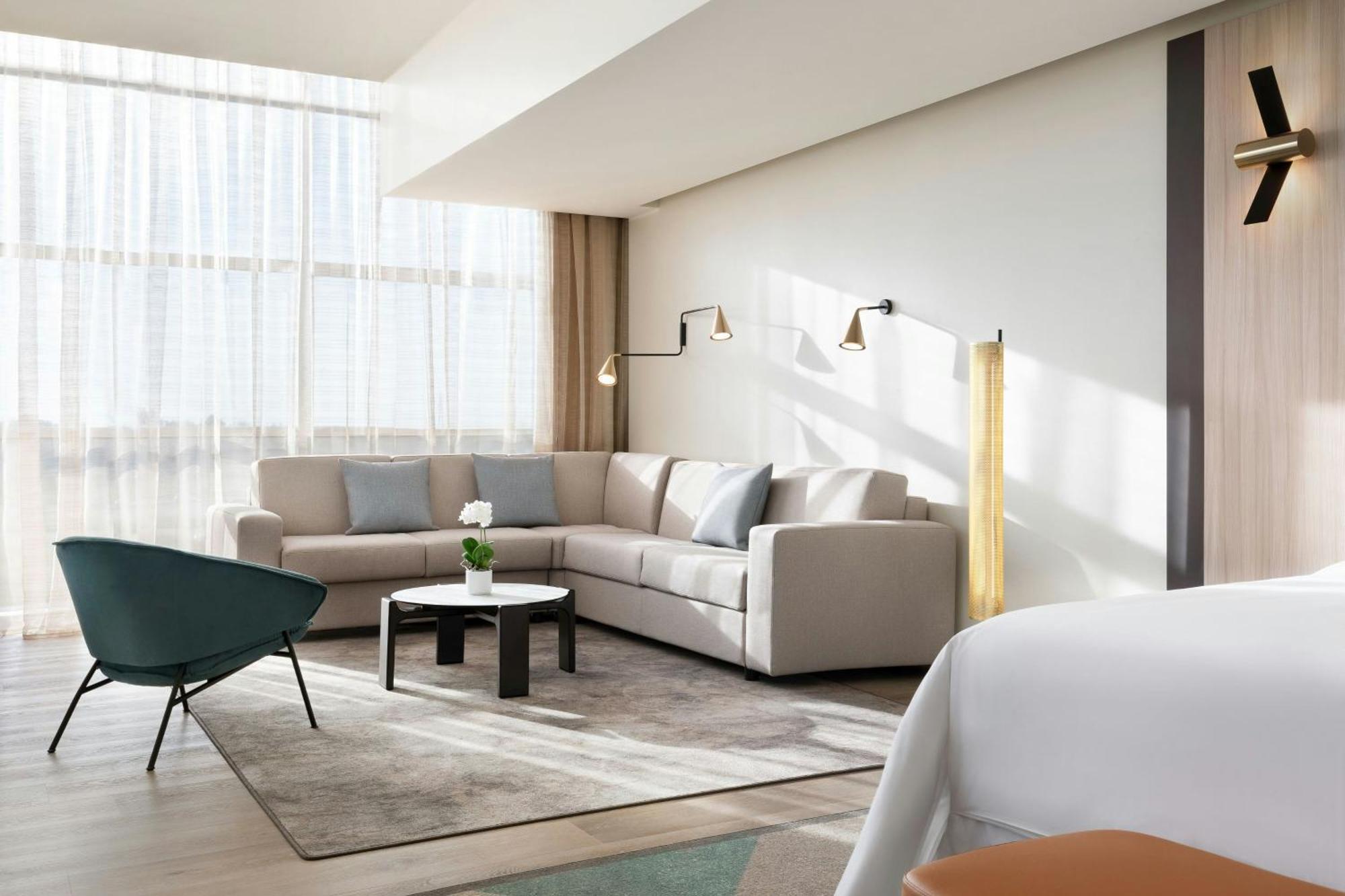 Sheraton Milan Malpensa Airport Hotel & Conference Centre Ferno Esterno foto