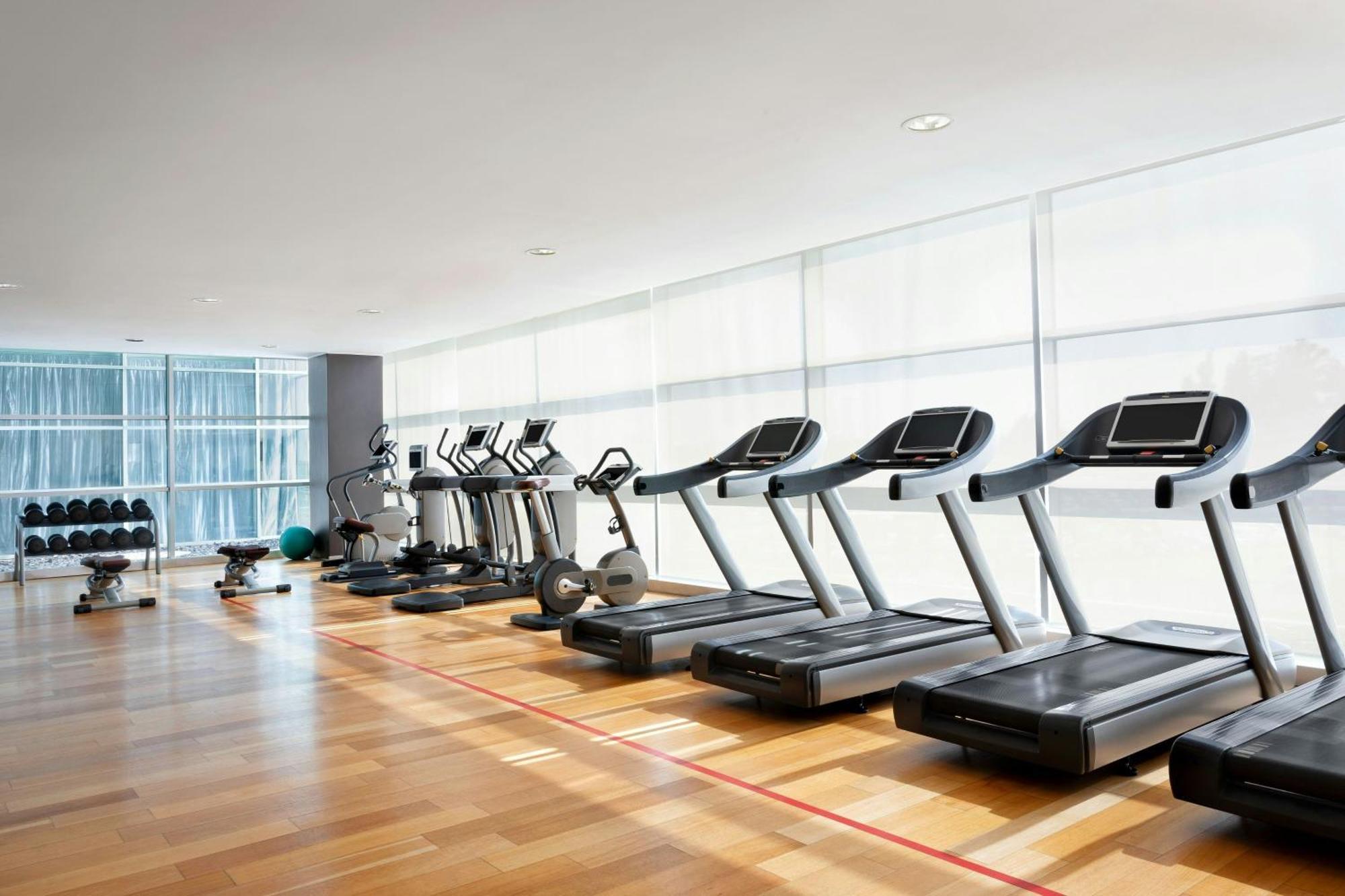 Sheraton Milan Malpensa Airport Hotel & Conference Centre Ferno Esterno foto