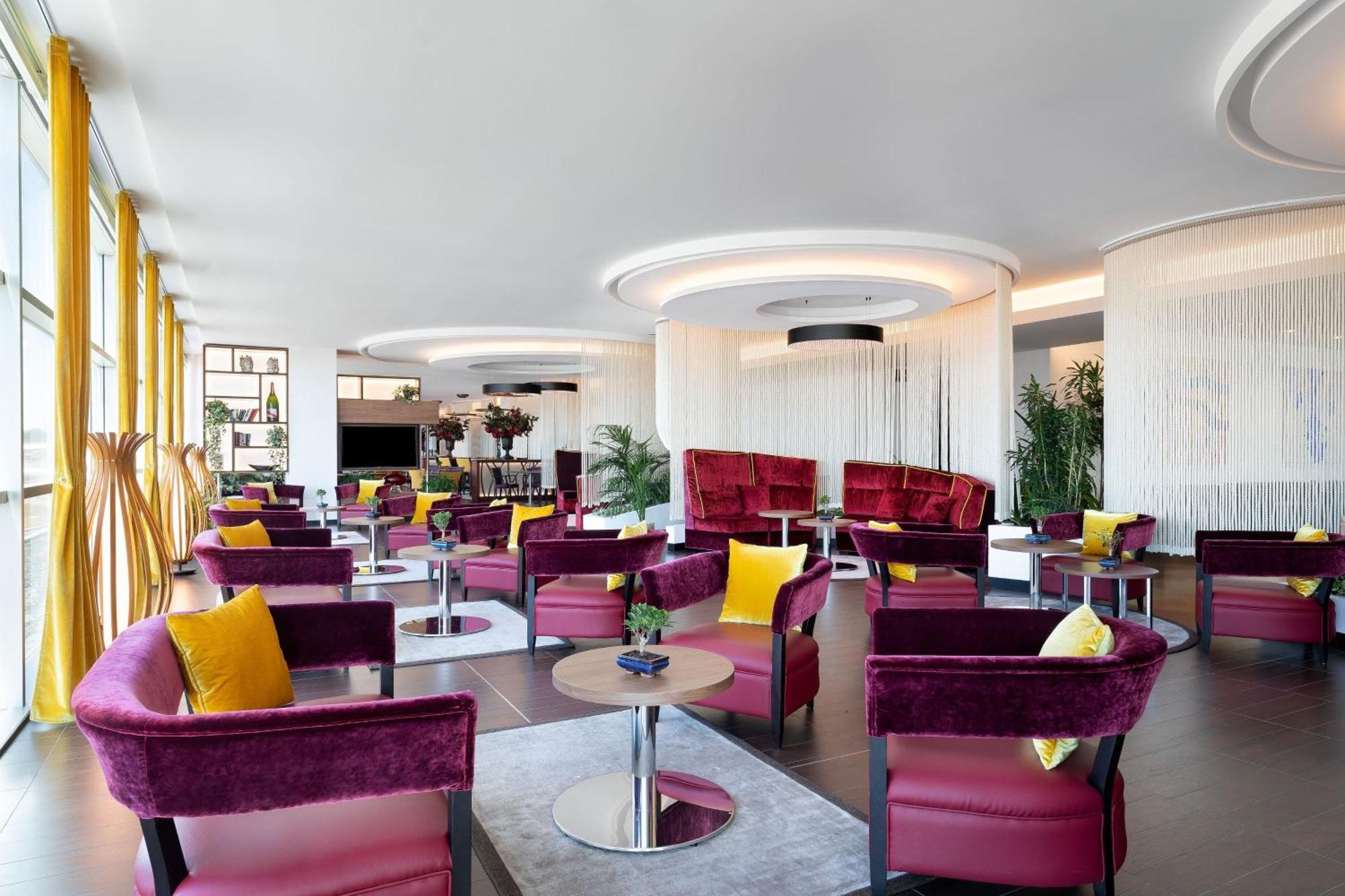 Sheraton Milan Malpensa Airport Hotel & Conference Centre Ferno Esterno foto